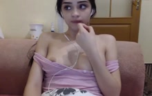 Arab teen flashing boobs for you